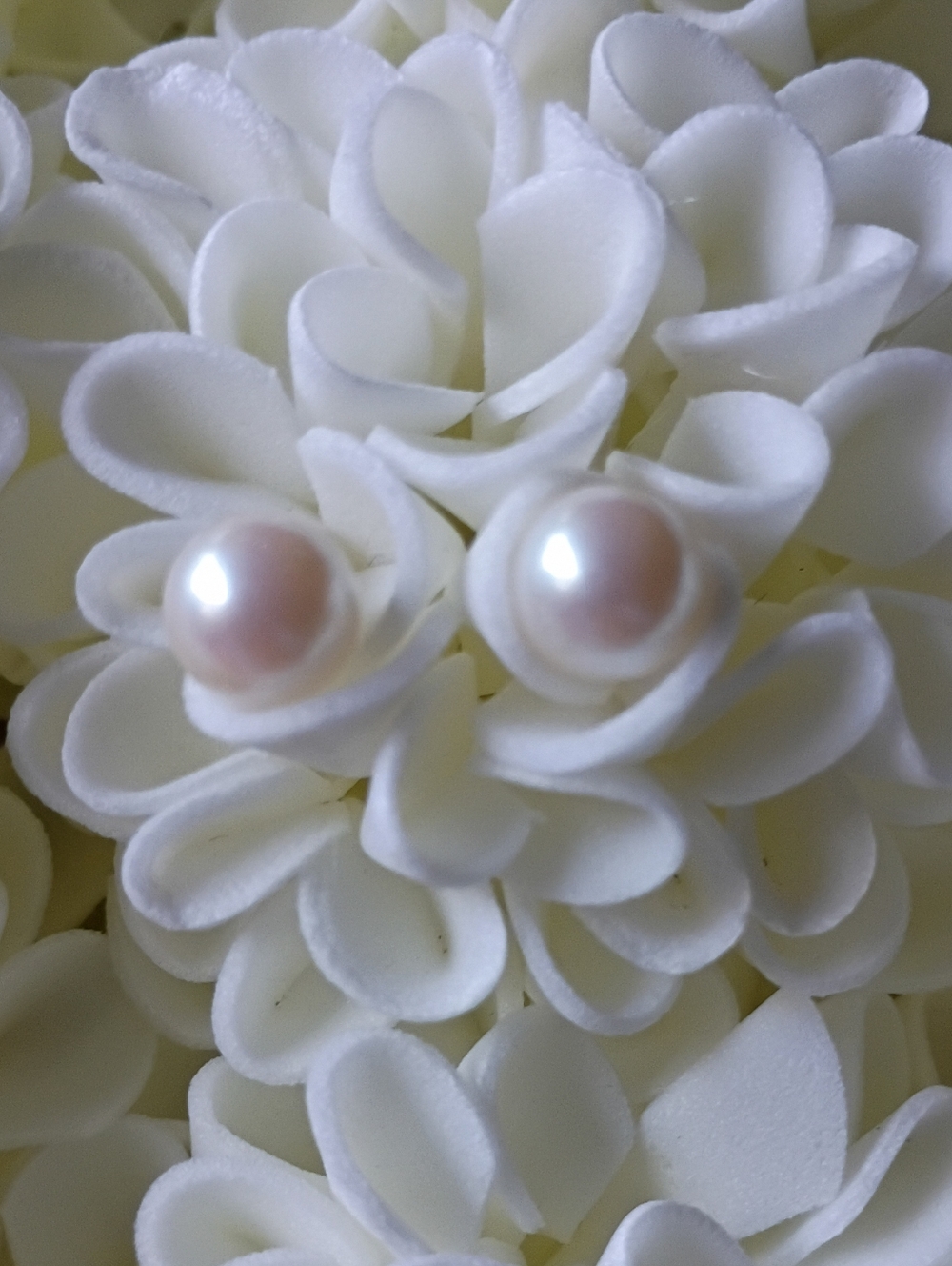 Vintage Monet Classic Pearl Stud Earrings Gold Post and Bell Back Off White Colo